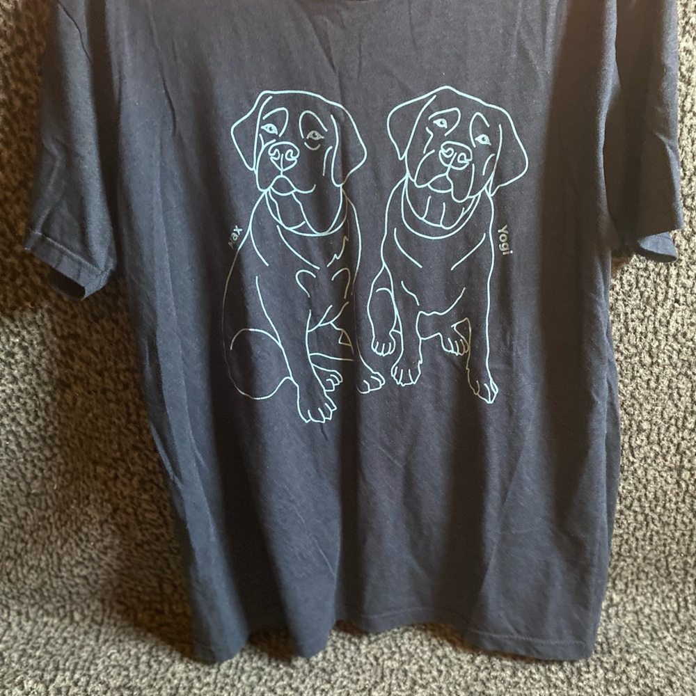Blue Dog Graphic Tee with Aqua Line Art - Unbranded